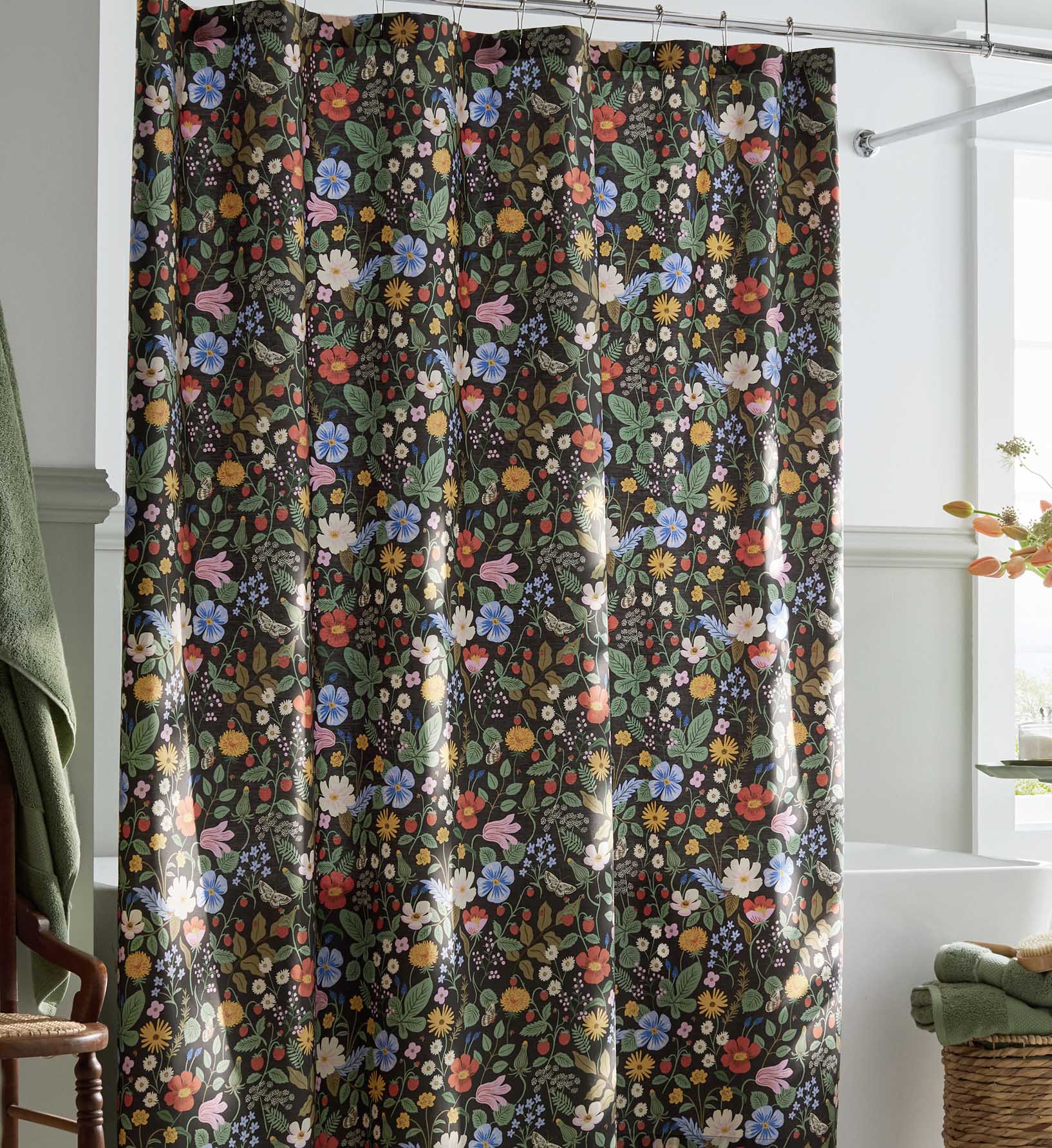 Percale Shower Curtain - Strawberry Fields Black - Image 2