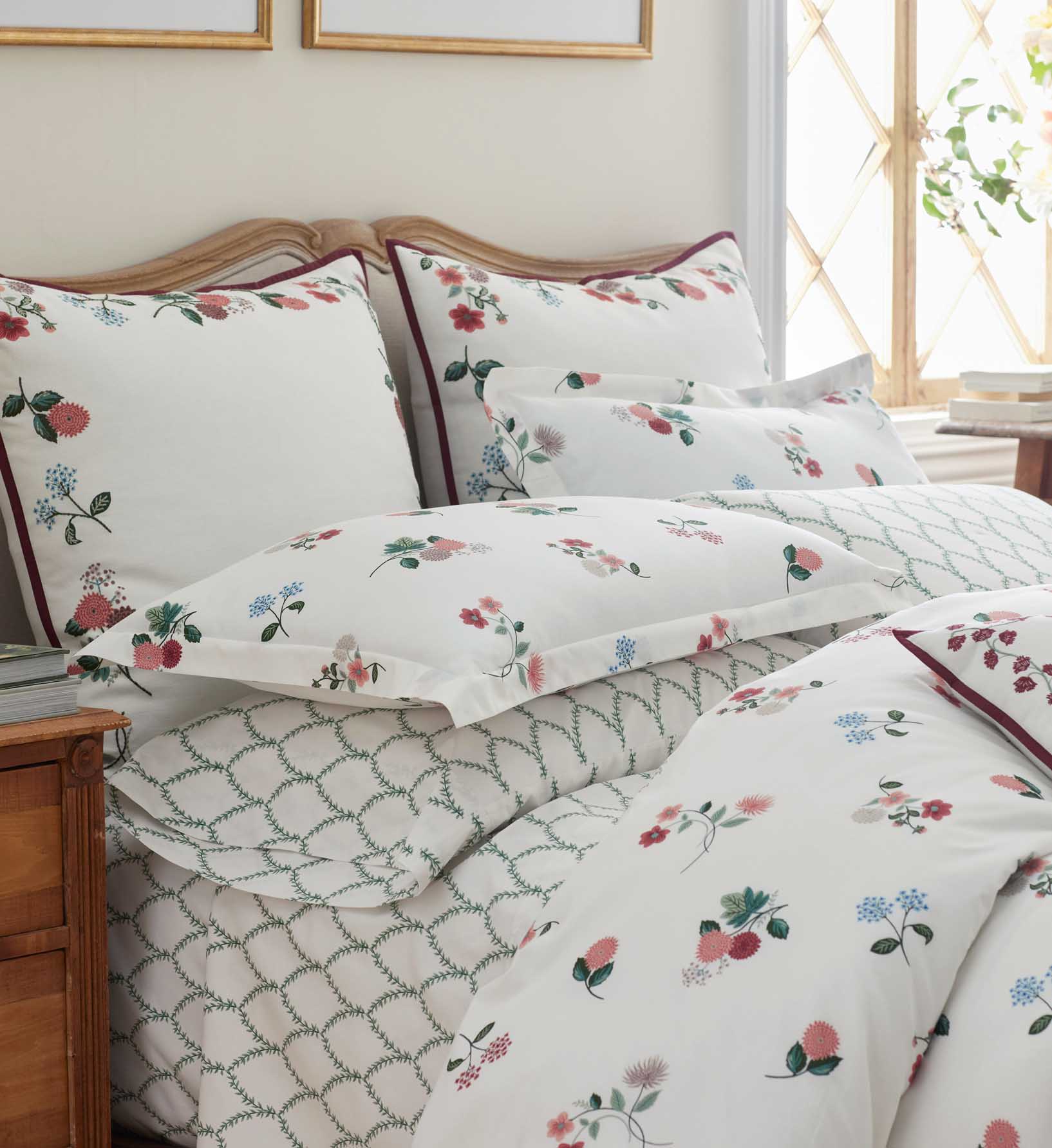 Percale Sham - Ditsy Dahlia Ivory - Image 2