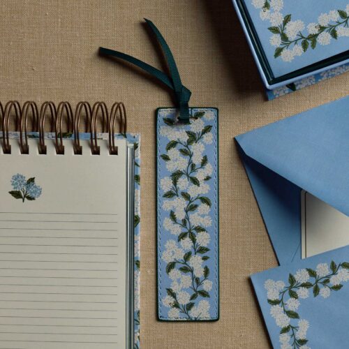 Alternative view of Bookmark - Hydrangea