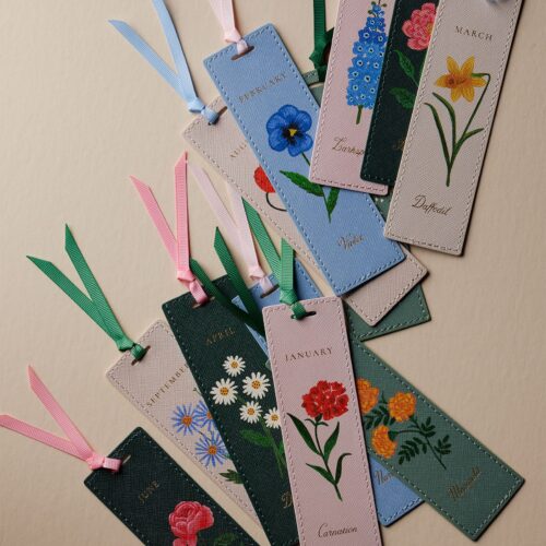 Alternative view of Birth Month Bookmark - August