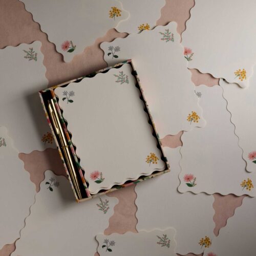 Alternative view of Note Writing Set - Dahlia