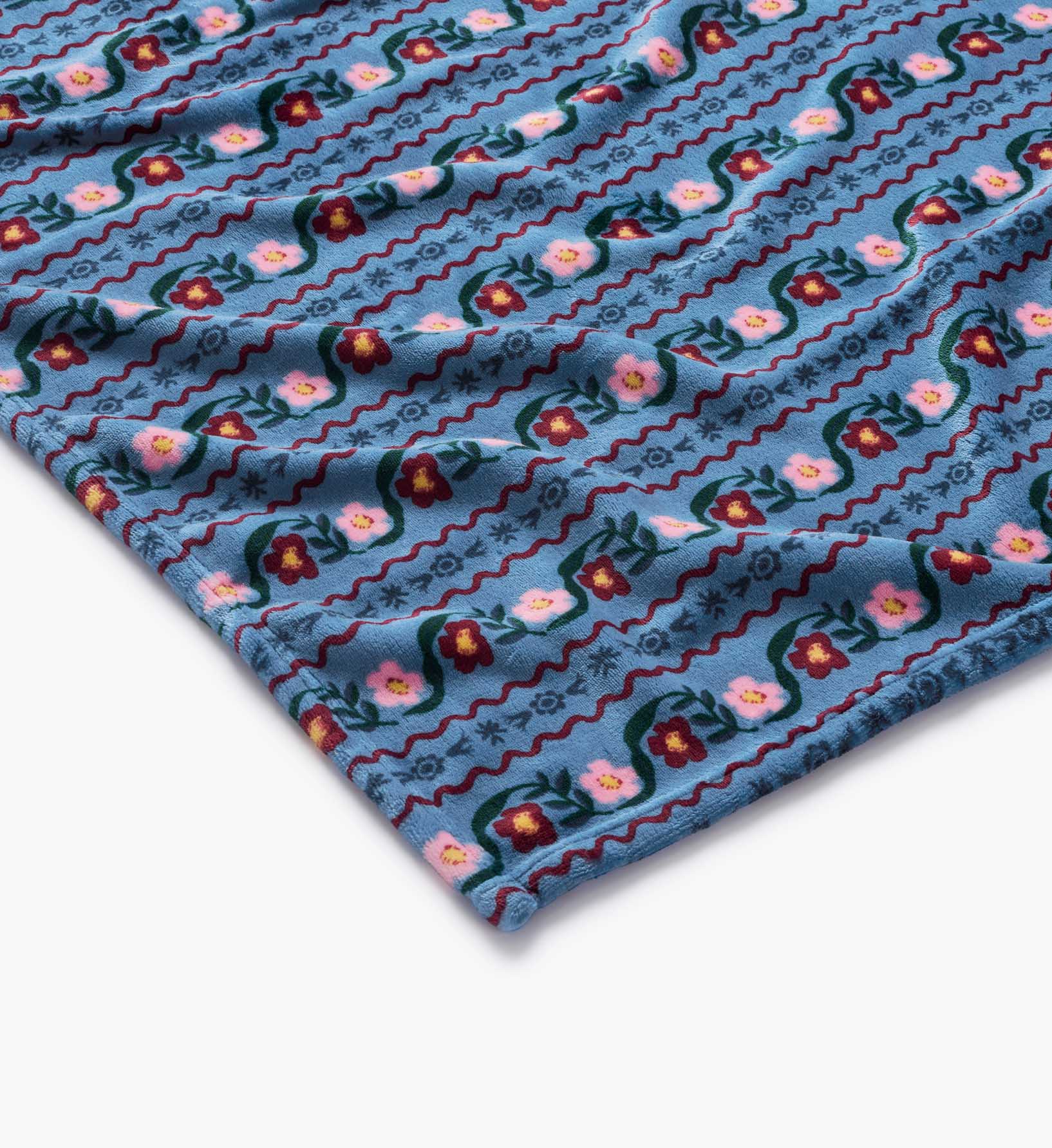 Fleece Blanket - Delphine - Image 2