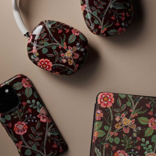 Alternative view of AirPods Max Case - Gracie
