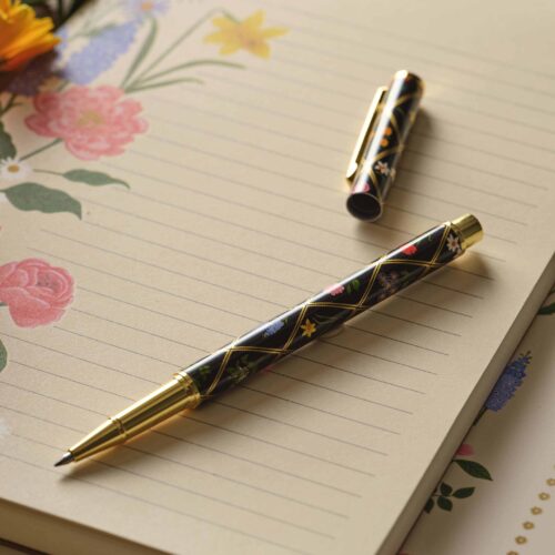Alternative view of Writing Pen - Garden Study