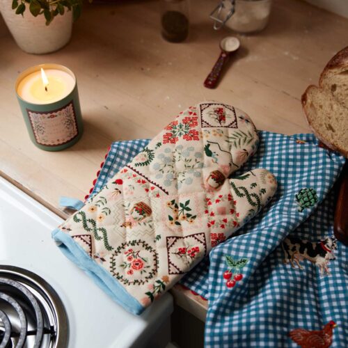 Alternative view of Oven Mitt - Home Sweet Home