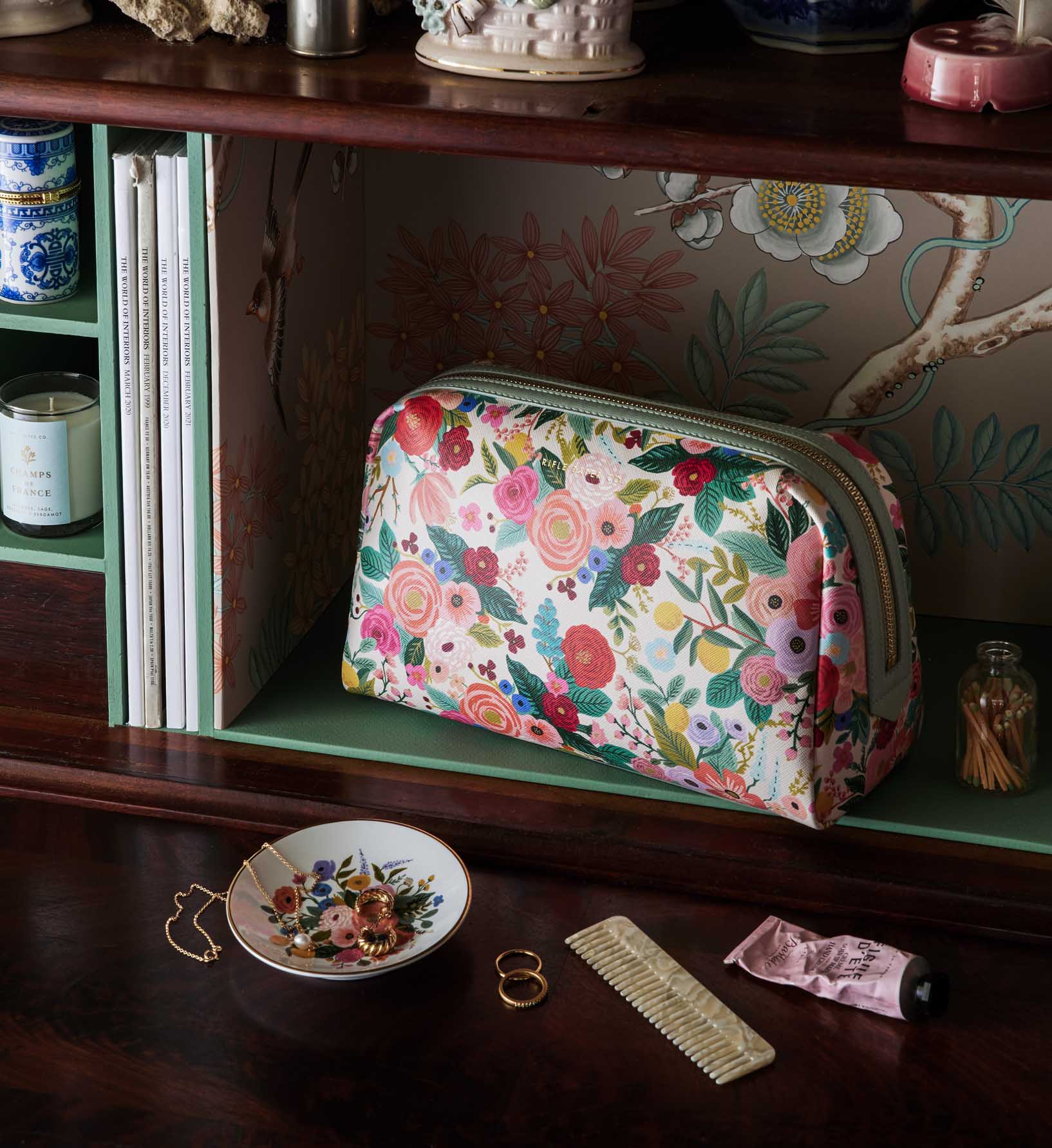 Large Cosmetic Pouch - Garden Party - Image 2