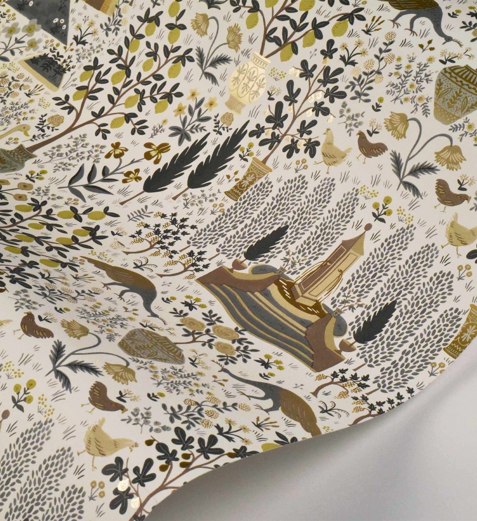 Camont Wallpaper - Linen & Metallic Gold - Image 4