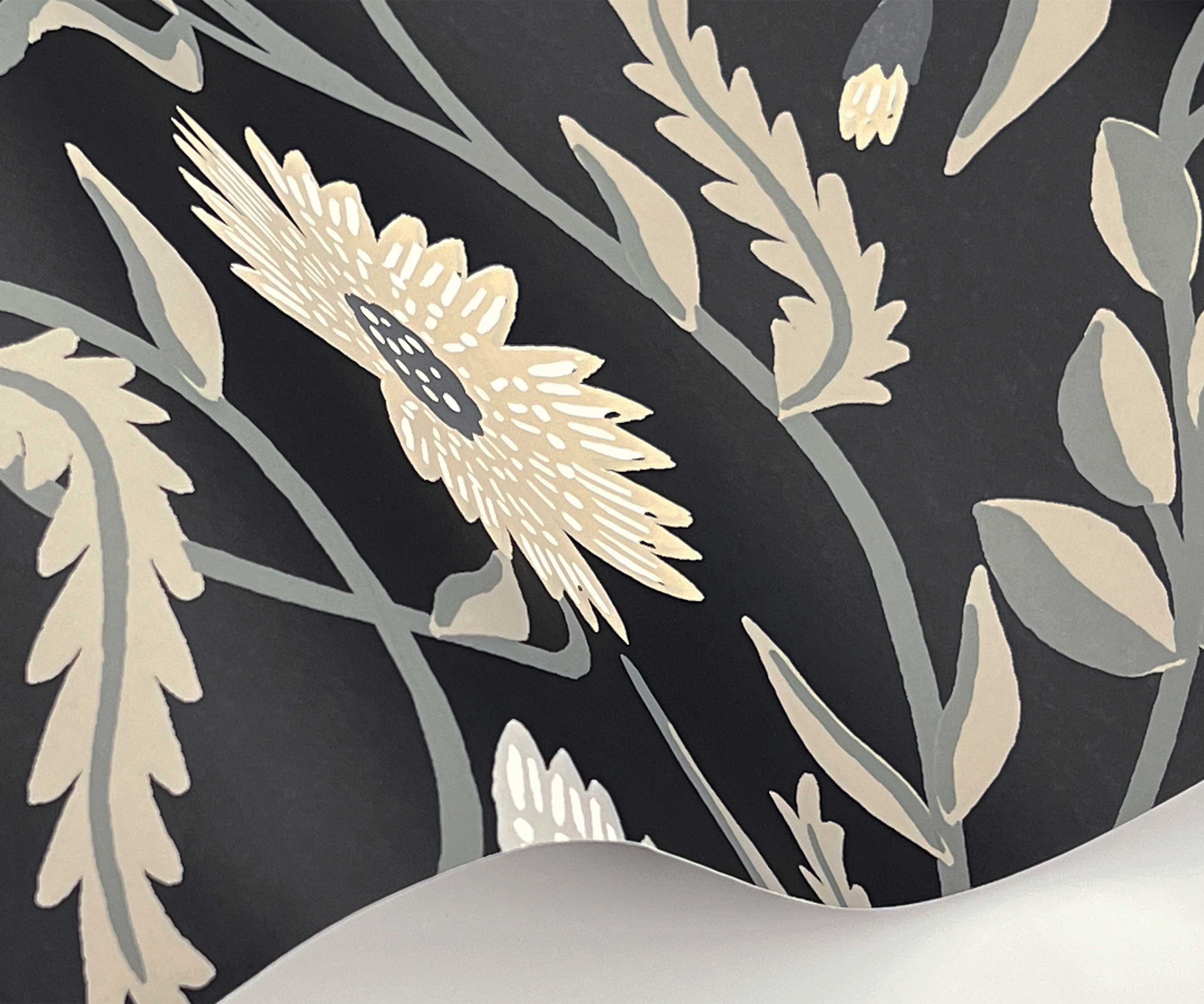 Aster Wallpaper - Black - Image 4