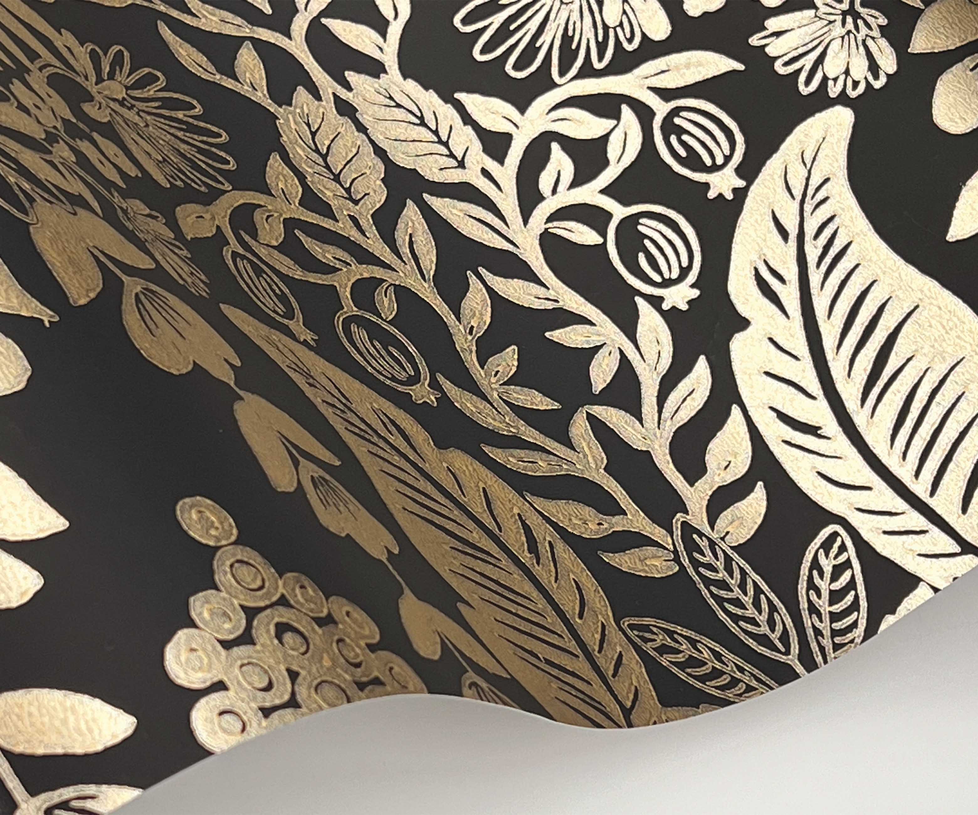 Pineapple Damask Wallpaper - Black & Gold - Image 4