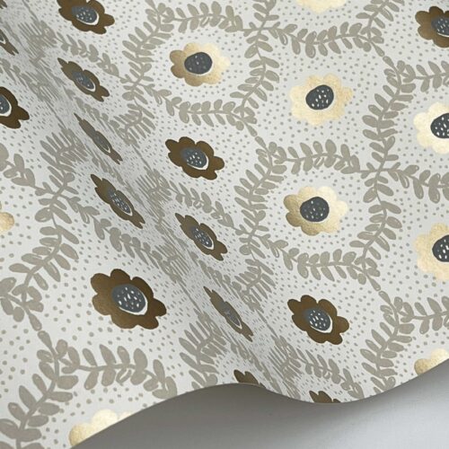 Alternative view of Emma Wallpaper Sample - Linen